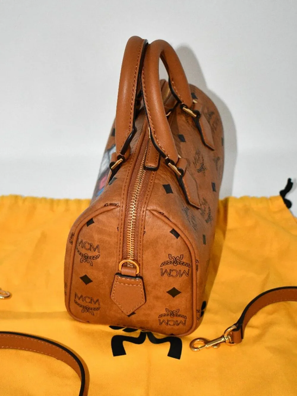MCM ella visetos